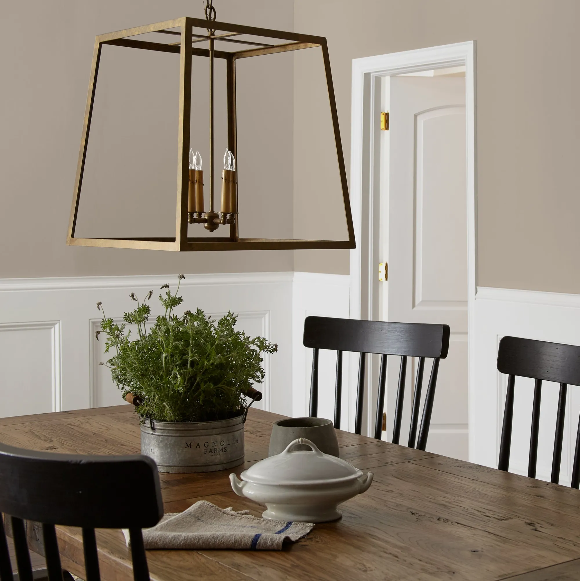 VND0188 Kilz - Masco Coatings Quaint Cottage - Classic Interior Paint