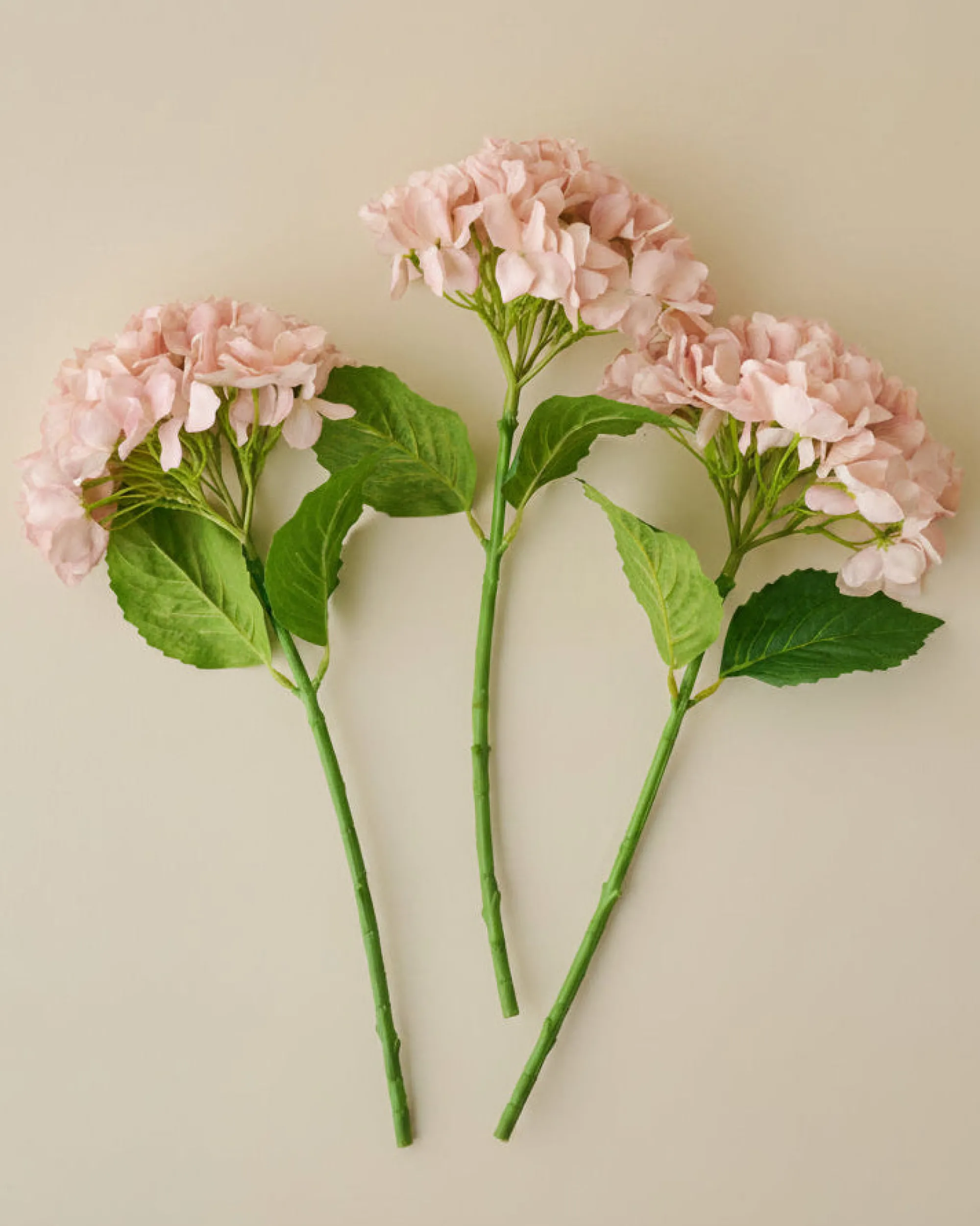 VND0078 K & K Interiors, Inc. Real Touch Hydrangea Bundle