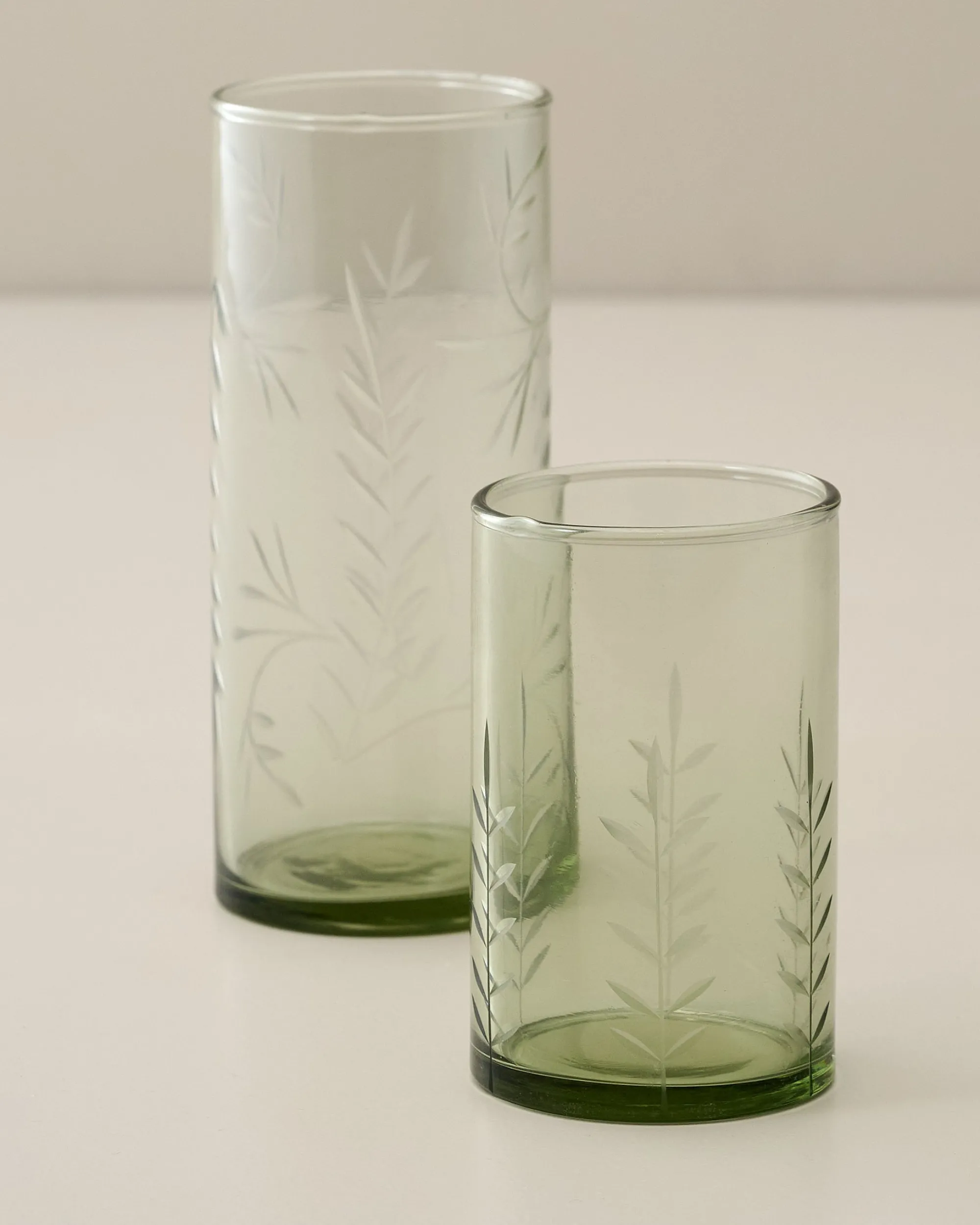 VND7004 BKG OVERSEAS Recycled Etched Glass Tumbler, Green