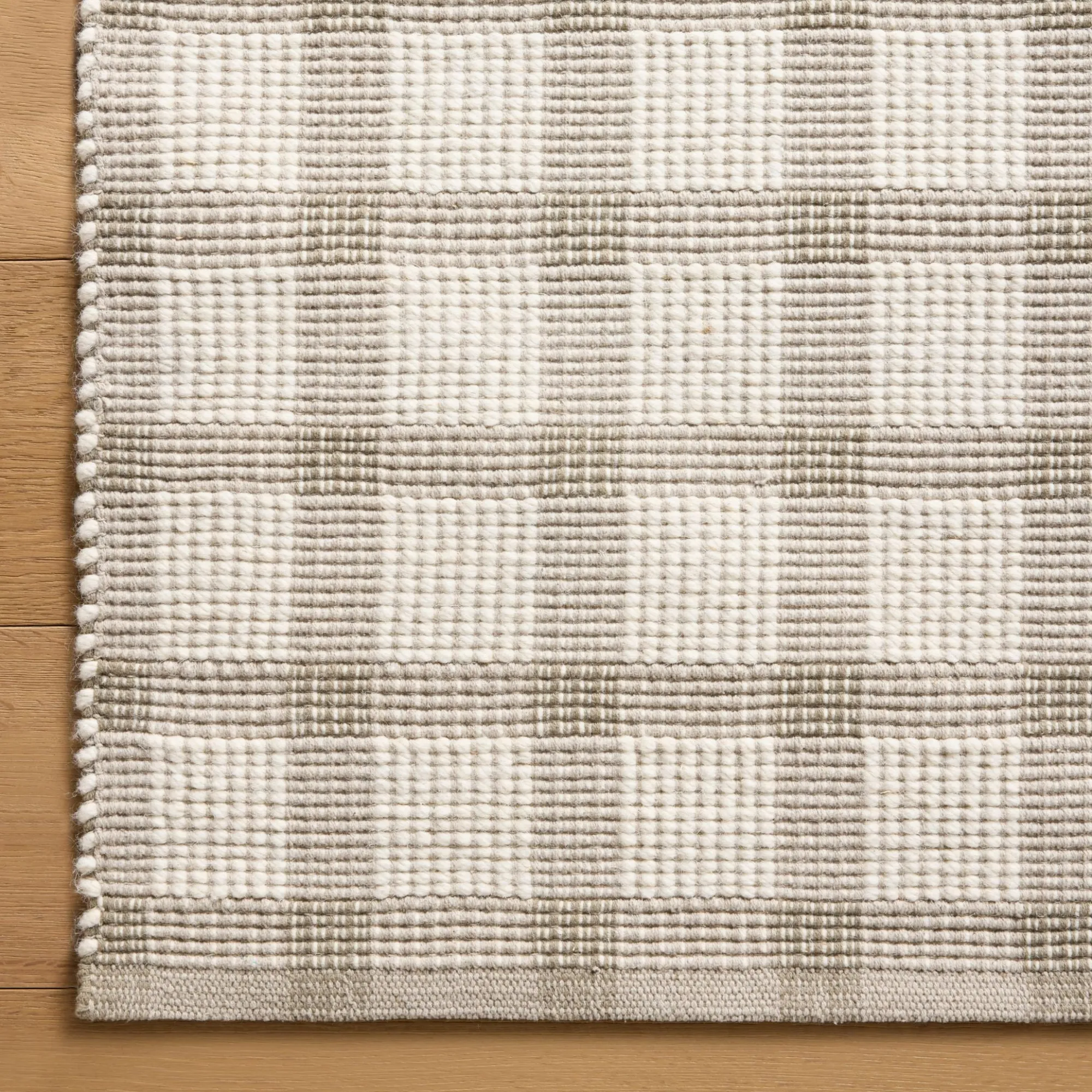 VND0086 Loloi Inc Ryder Stone Ivory Rug