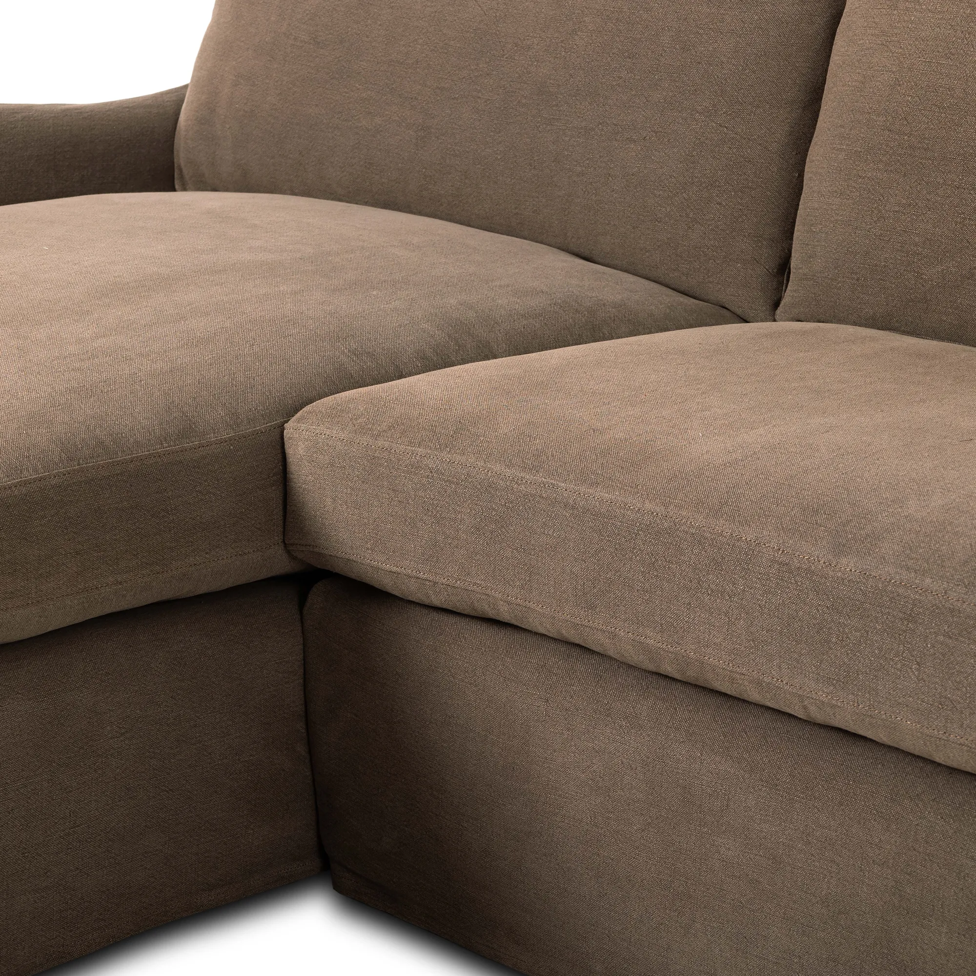 VND6200 Four Hands, LLC Sabine Two-Piece Sectional