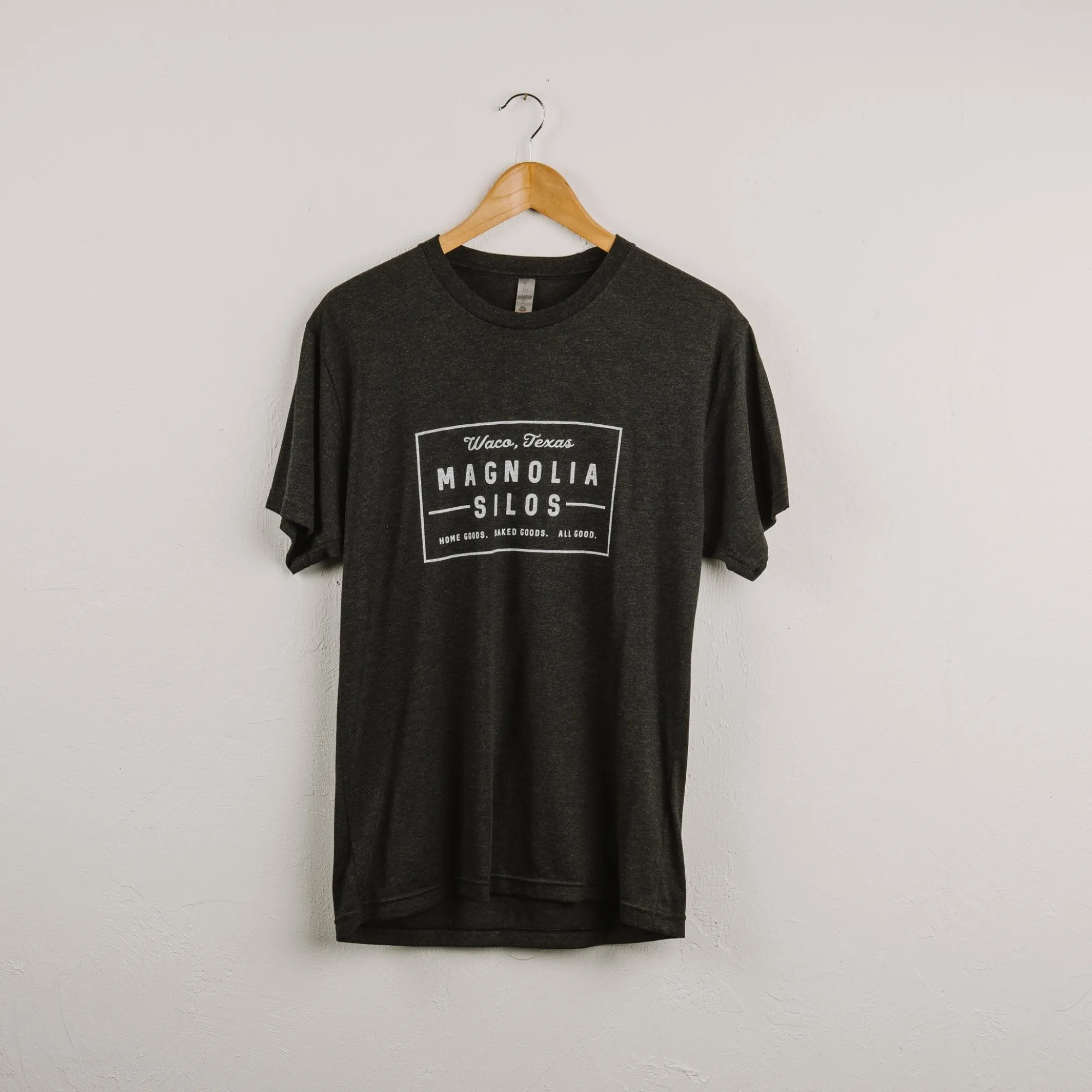 VND2724 Goochie Designs Silos Mural Shirt