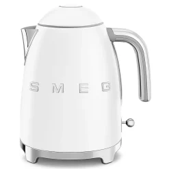 VND7620 Nancy Barker Smeg Kettle