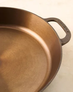 VND6687 Smithey Ironware Company Smithey No. 14 Dual Handle Skillet