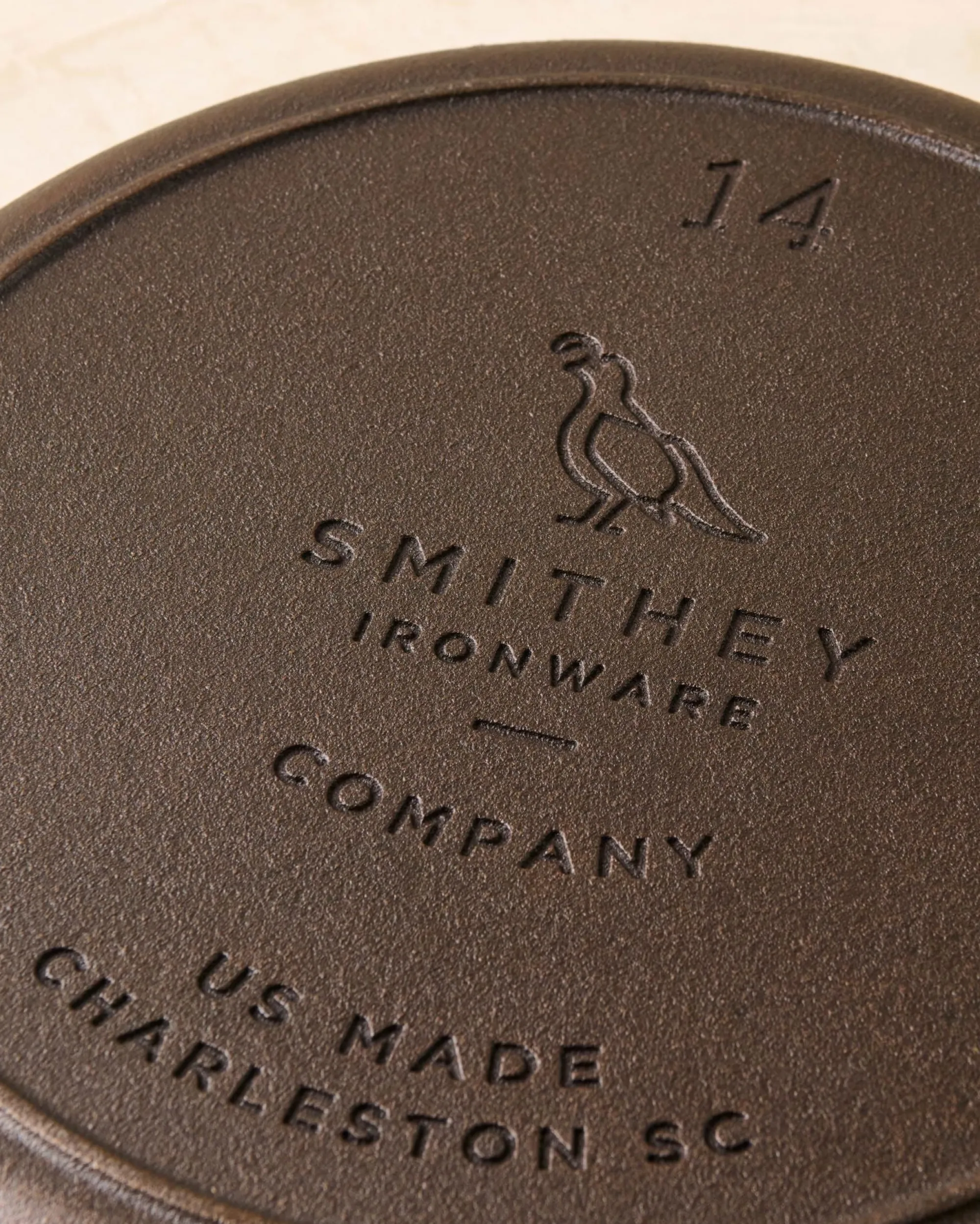 VND6687 Smithey Ironware Company Smithey No. 14 Dual Handle Skillet