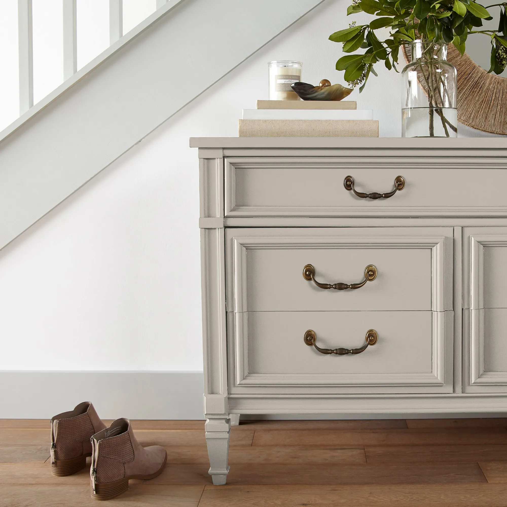 VND0188 Kilz - Masco Coatings Soft Linen - Trim, Door + Cabinetry Paint