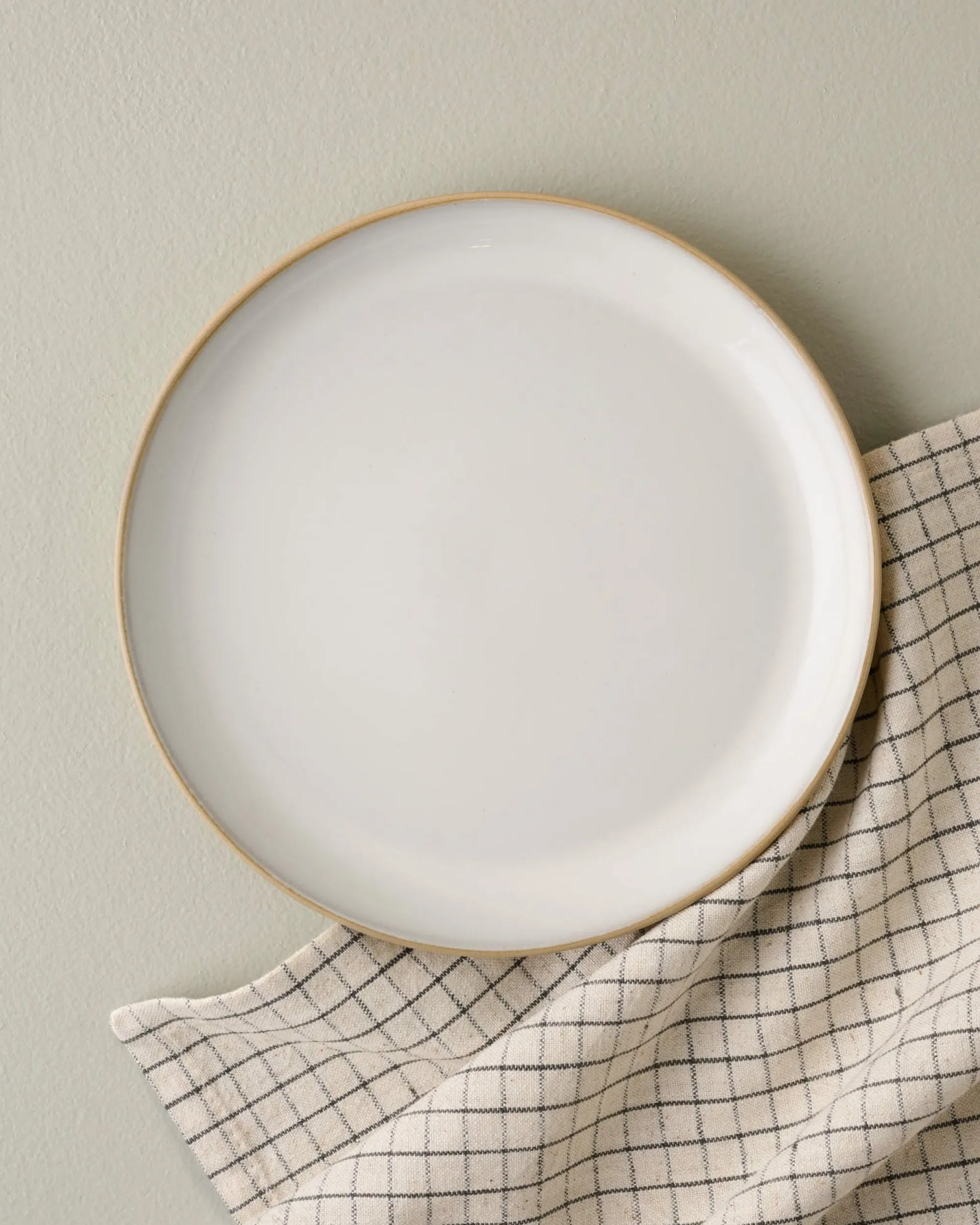 VND6562 Chaozhou Highland Crafts Company Ltd Stone White Lakelynn Plate