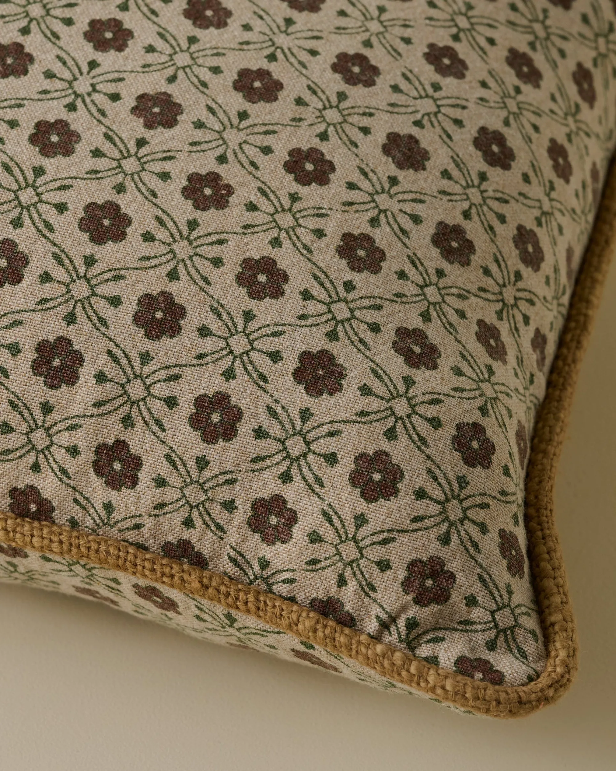 VND8009 Jaipur Arts Thea Clay Block Print Pillow w/ insert, 12x16