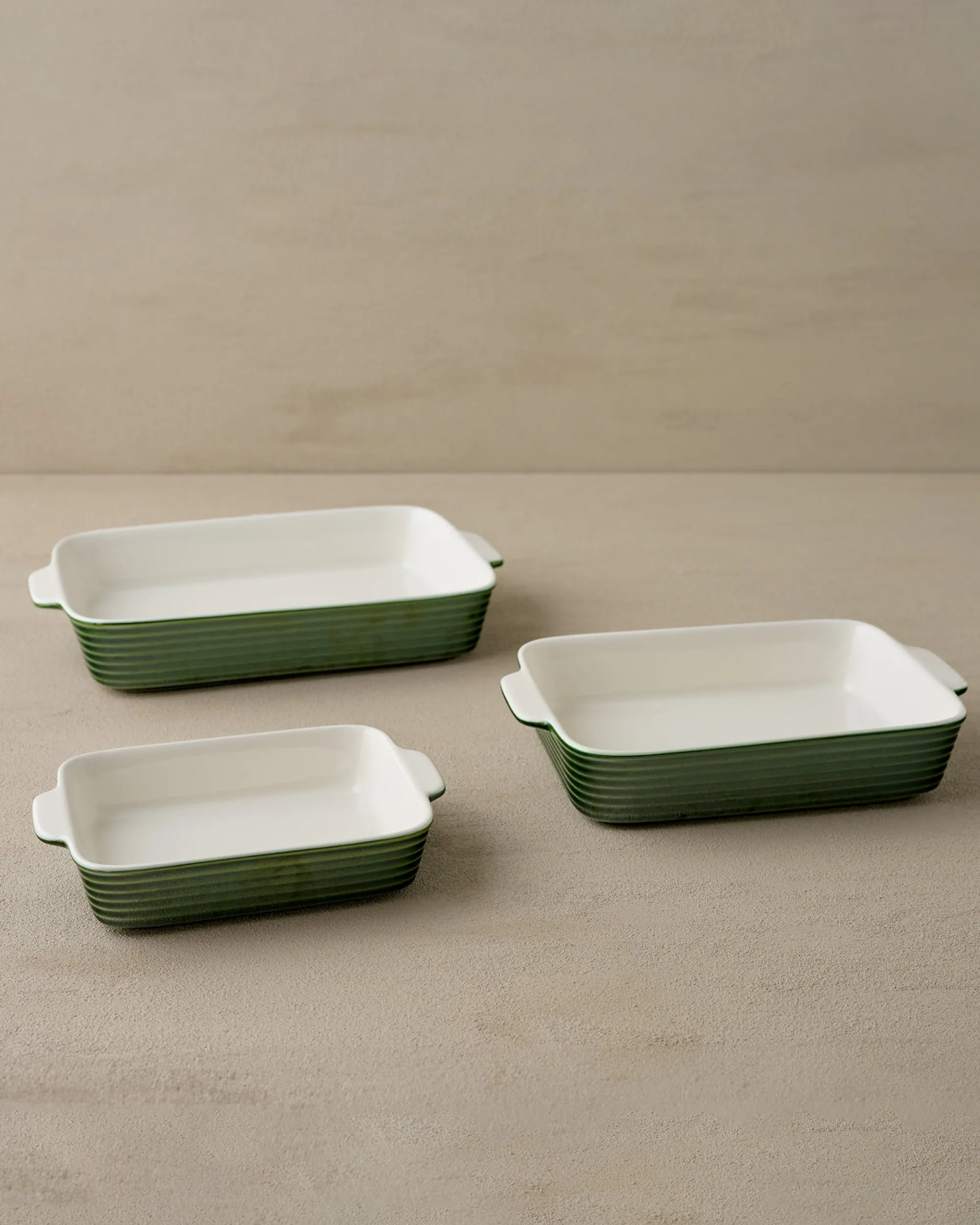 VND7817 FOXSTONE DEVELOPMENT CO.,LTD The Cottage Collection Forest Green Baking Dish Set of Three