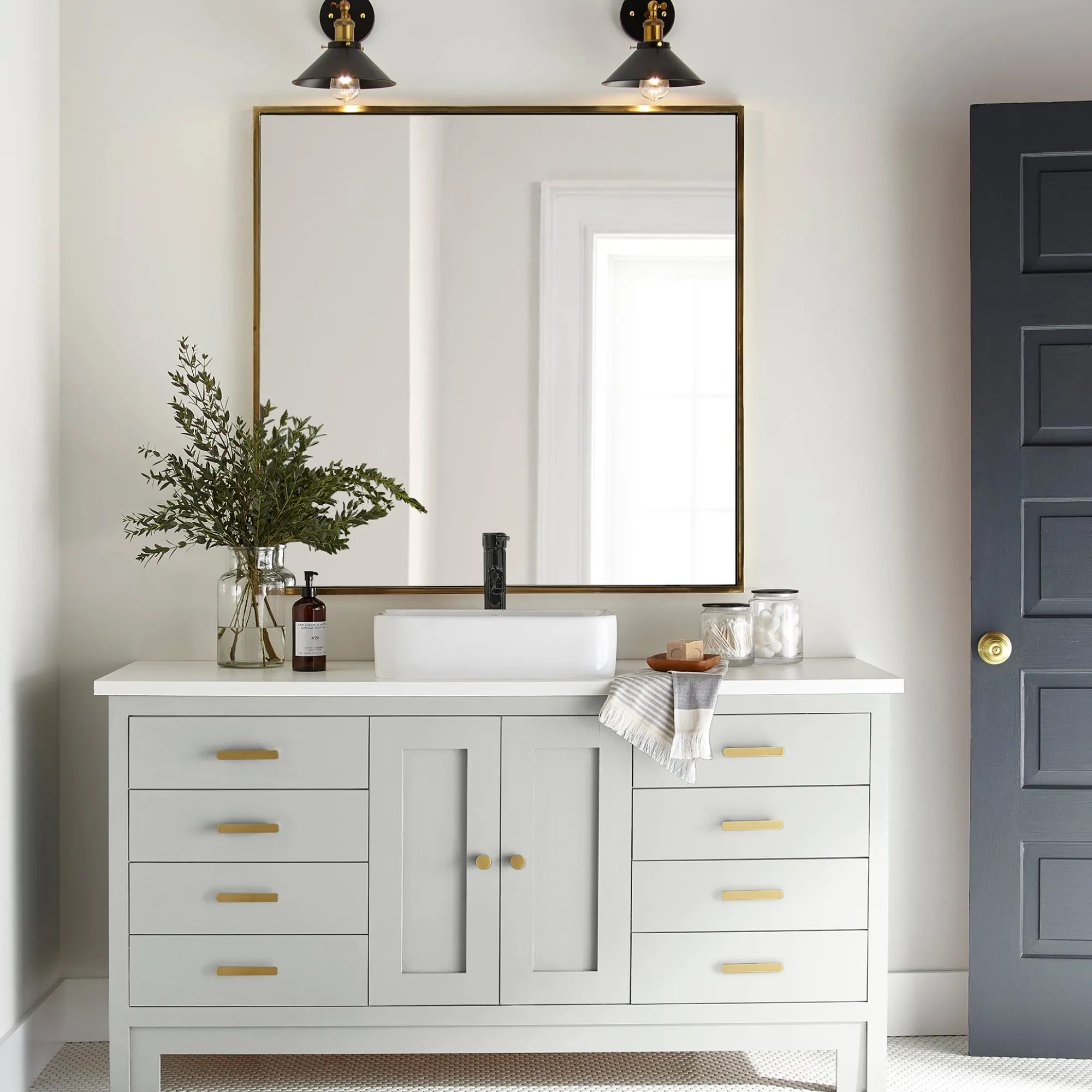 VND0188 Kilz - Masco Coatings True White - Trim, Door + Cabinetry Paint