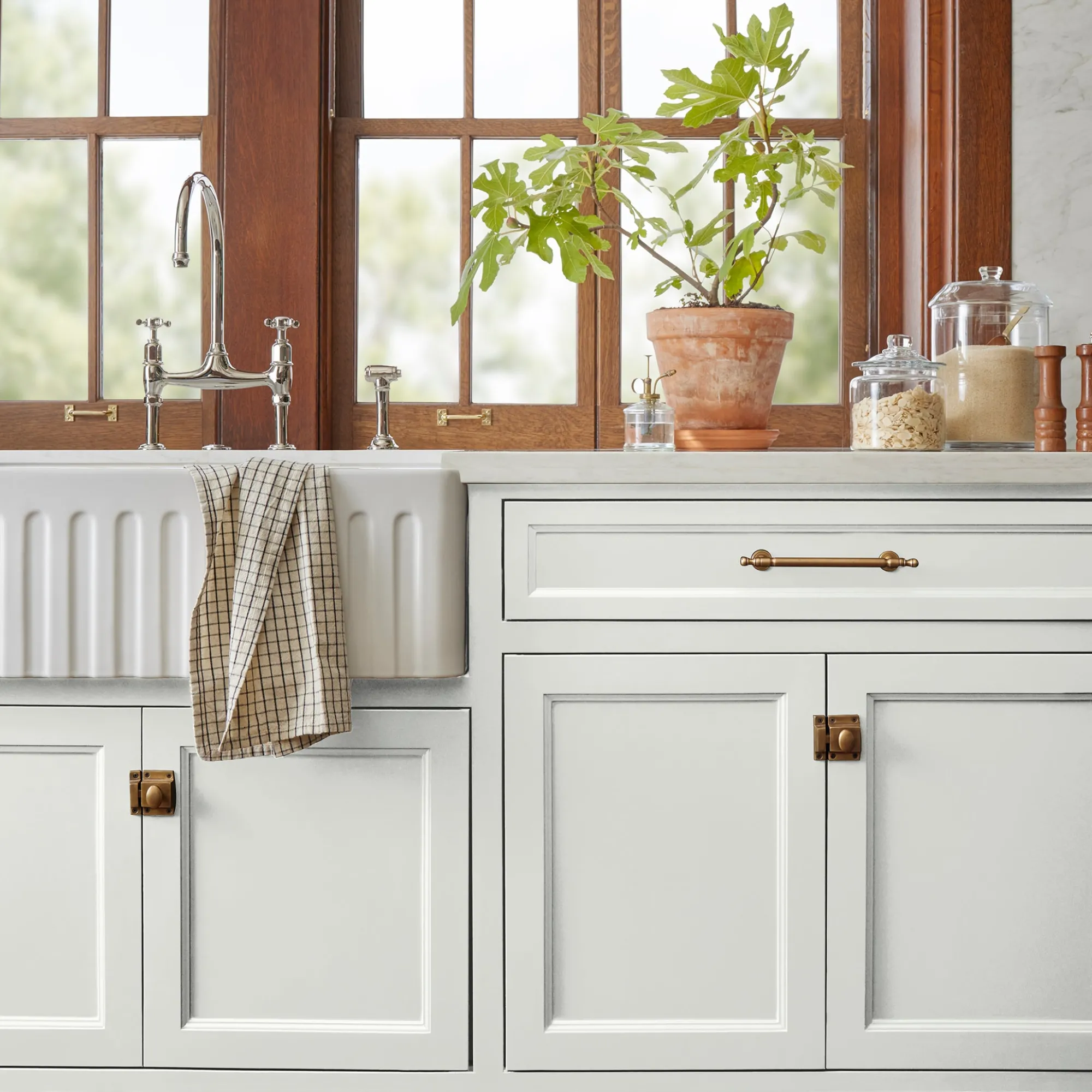 VND0188 Kilz - Masco Coatings True White - Trim, Door + Cabinetry Paint