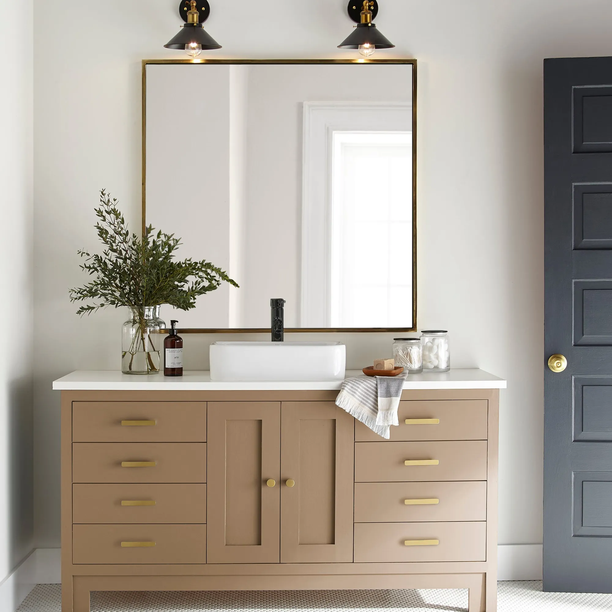 VND0188 Kilz - Masco Coatings Vintage Crown - Trim, Door, + Cabinetry Paint