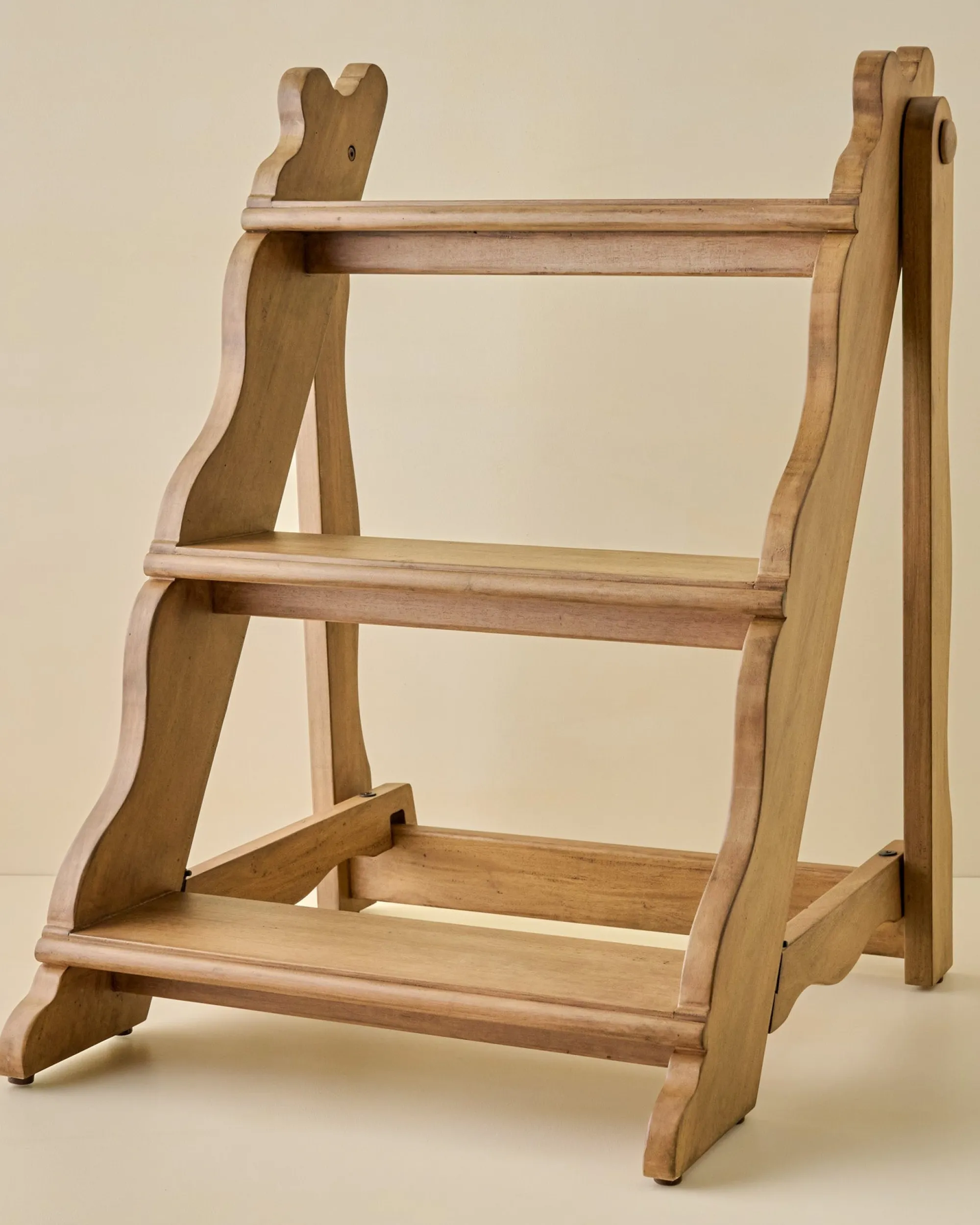 VND6475 StyleCraft Home Collection Vintage Inspired Plant Stand
