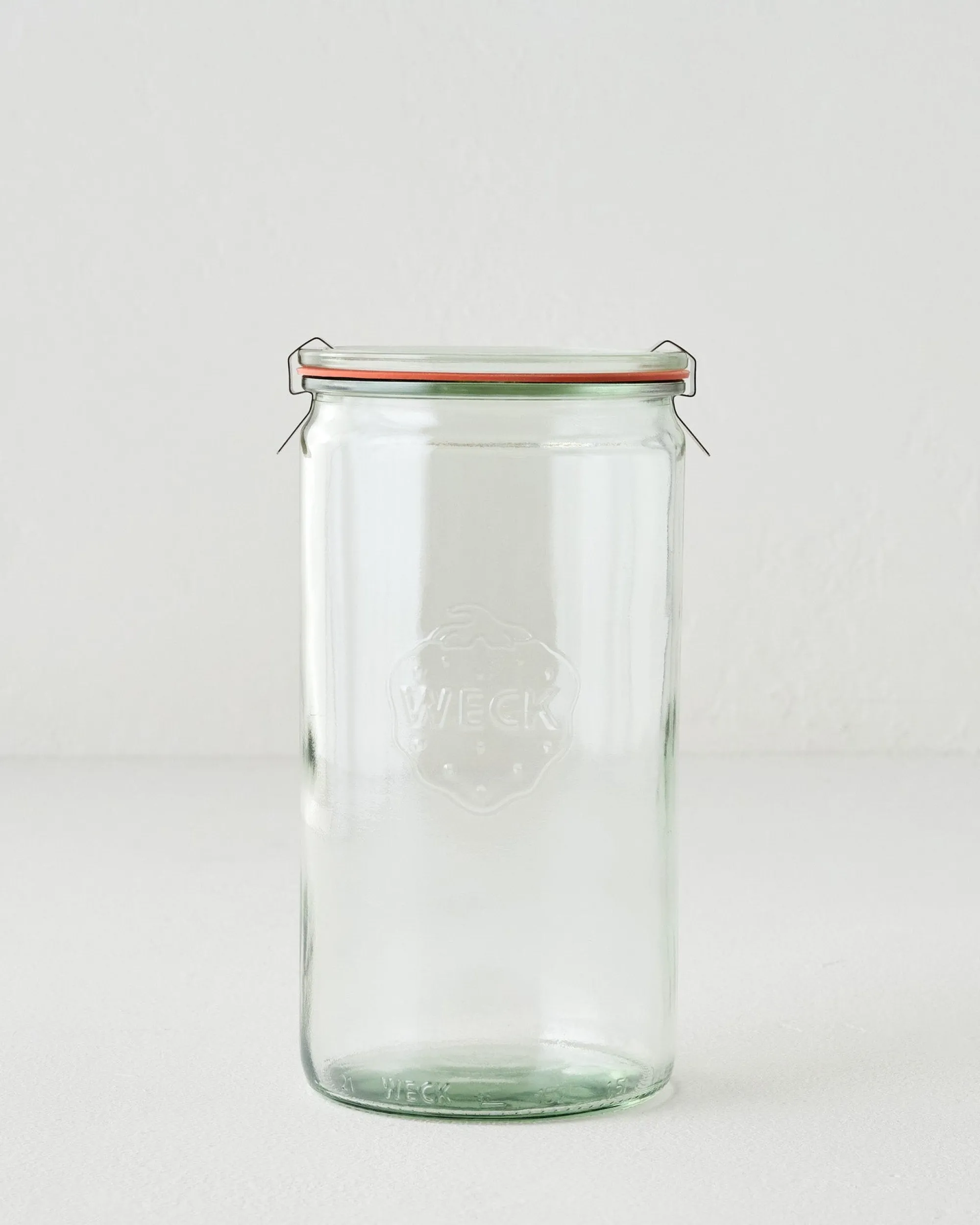 VND7207 Glashaus Inc. Weck 974 1 1/2 L Cylindrical Jar