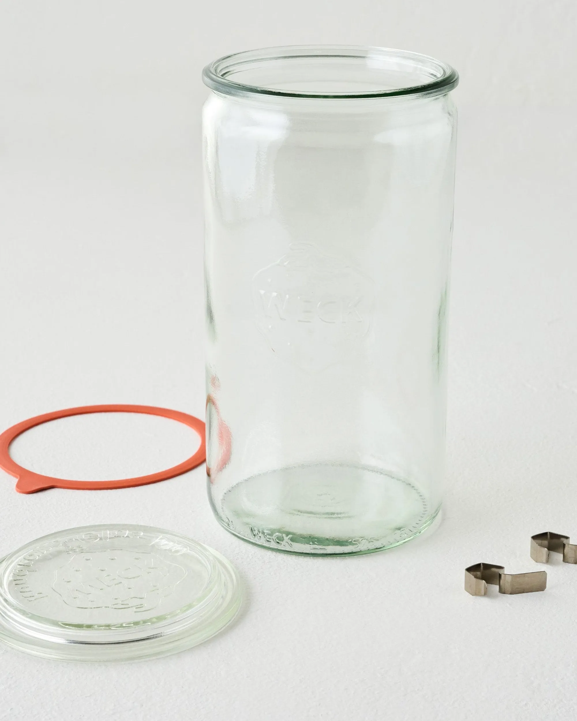 VND7207 Glashaus Inc. Weck 974 1 1/2 L Cylindrical Jar