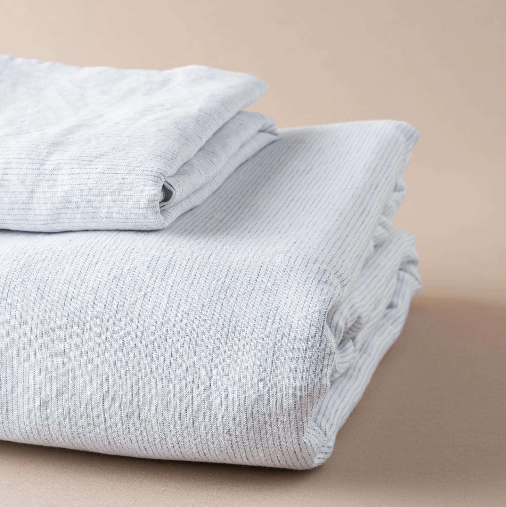 VND6325 The Airtex Group White Stripe Linen Cotton Duvet Cover