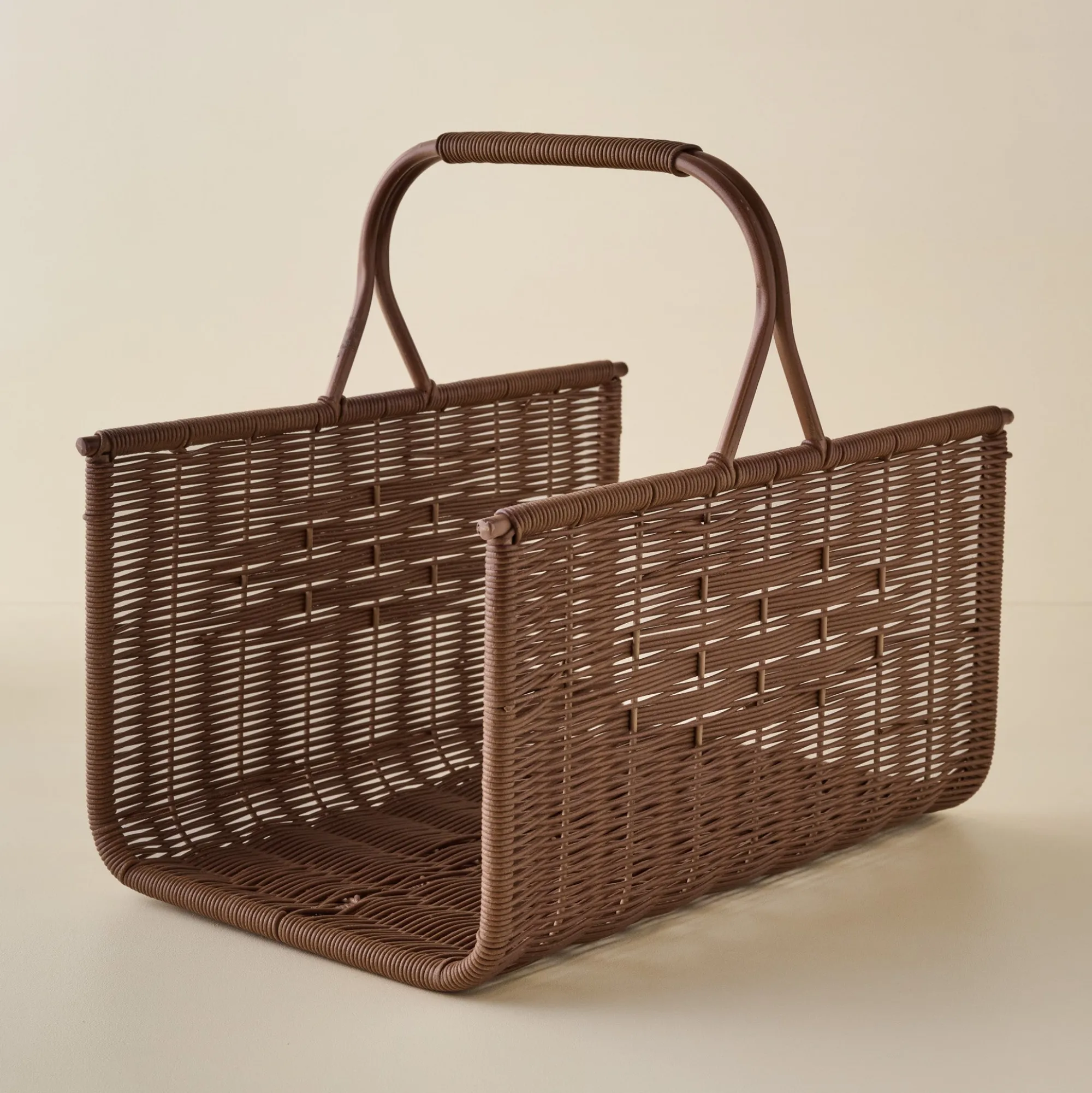 VND0119 RHC INC Woven Log Holder